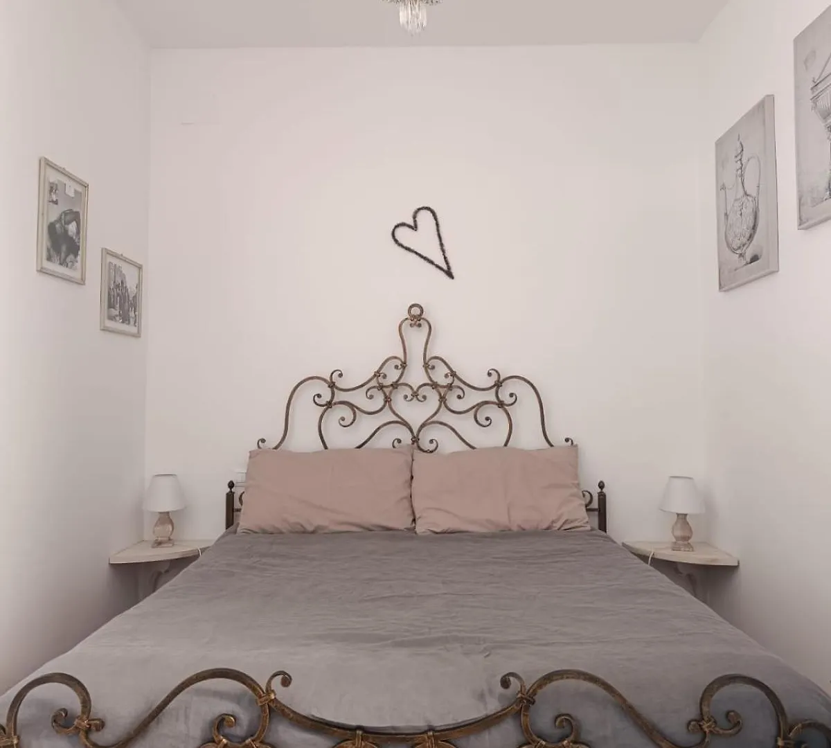 Dago Farmhouse Siena Bed & Breakfast
